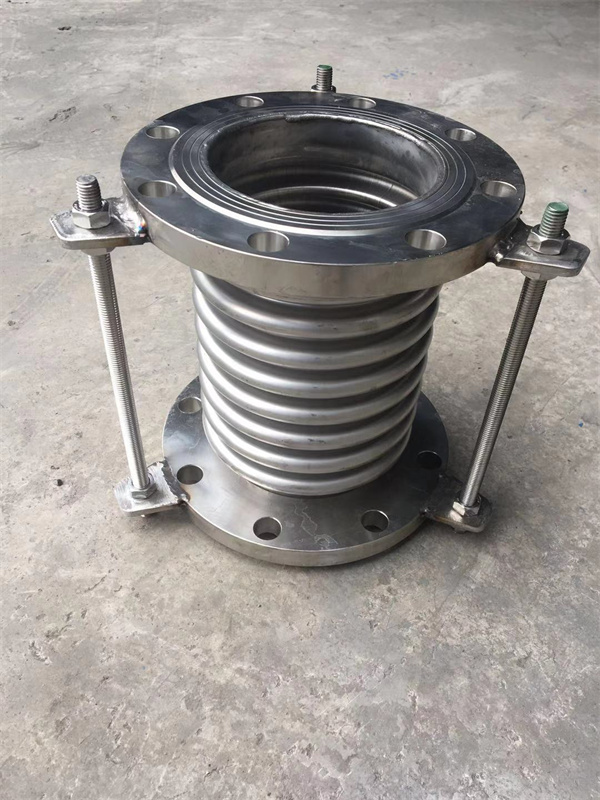 焊接式內壓波紋手机在线看片工作原理做出分析